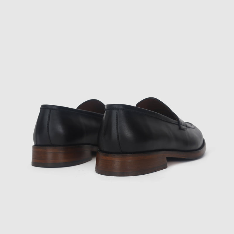 VARENO Classic — Mocassin Penny en cuir lisse

